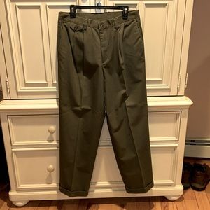 Men’s Like New Dockers Dress Pants Size 34x31.